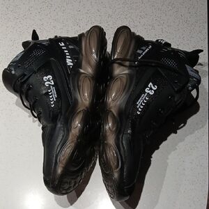 High Top Athletic Shoes With 23 Detail Sz 10